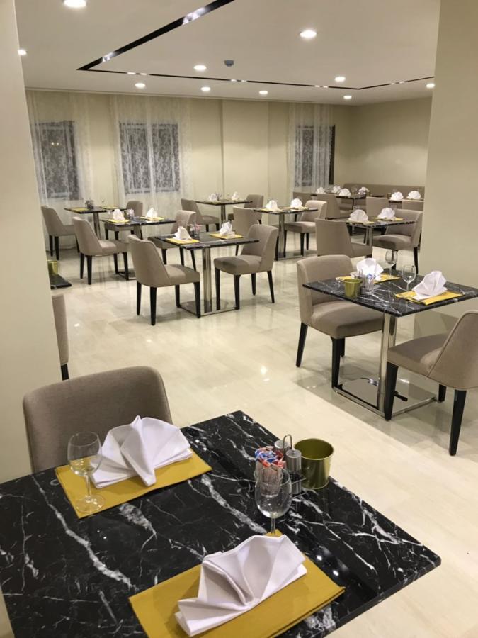 Ion Hotel Эль-Хубар Экстерьер фото