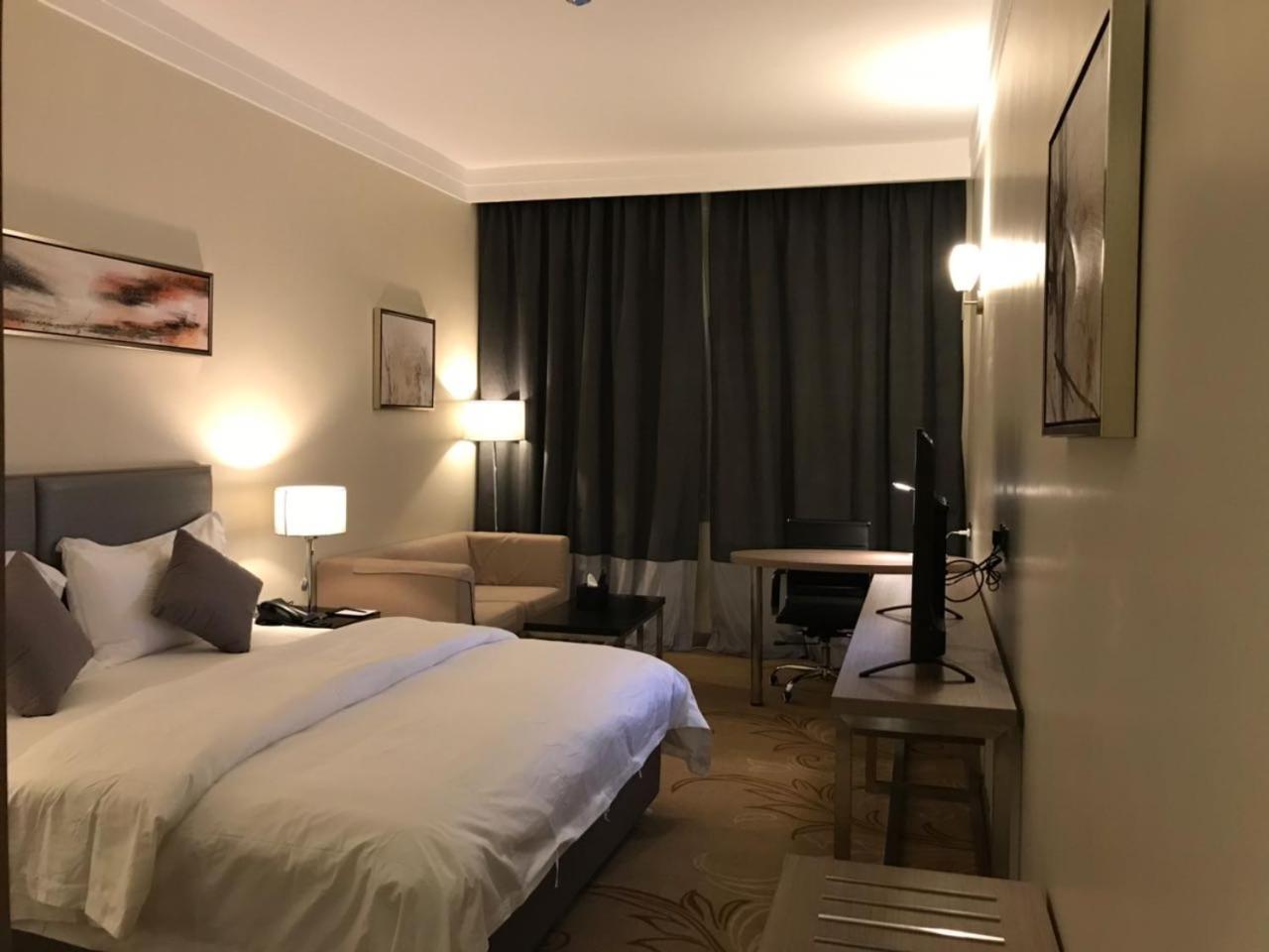 Ion Hotel Эль-Хубар Экстерьер фото